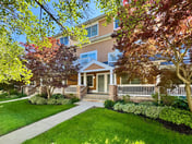 Watermark | 3BR Retreat | Balcony | Fireplace