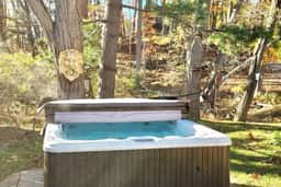 Stylish & Spacious Home | Hot Tub & 3-Season Deck