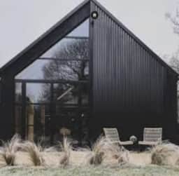 Luxury Private Estate on 5 Acres