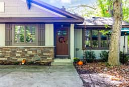 6565 Riverside