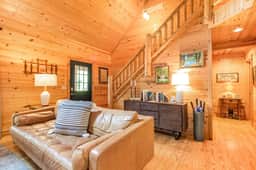 MI Cabin - Image 5