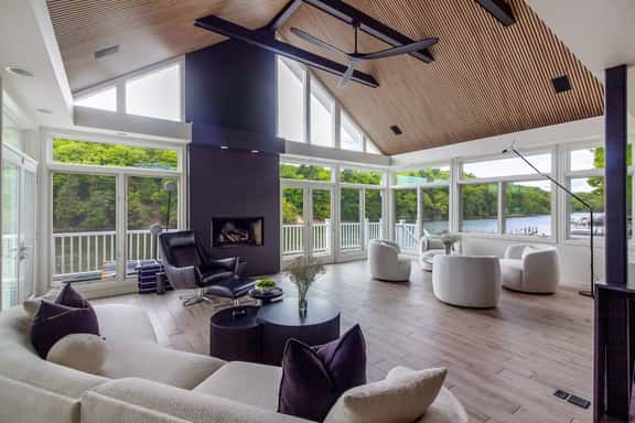 Luxury River Retreat | Water View & Access - Image 1