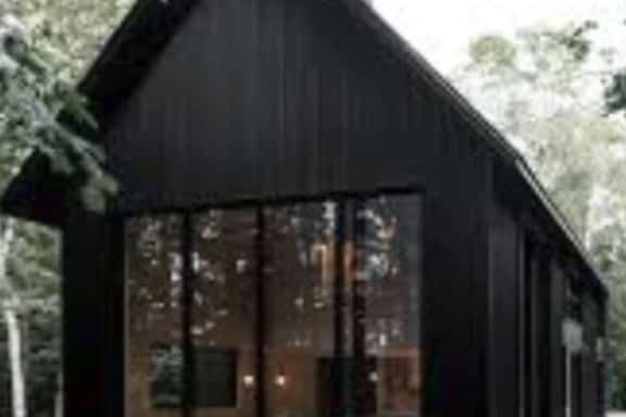 Midnight Hollow | Modern Getaway - Image 1