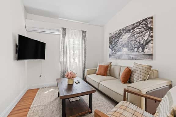 Cozy Downtown Douglas Upstairs Unit | Near Water - Image 1