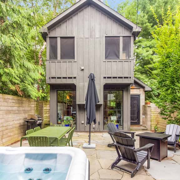 Modern Douglas Hideaway | Hot Tub & Patio - Image 1