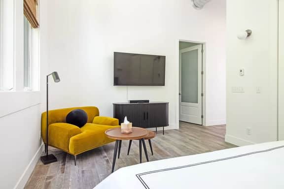 Modern Design in Nature | Luxe Escape