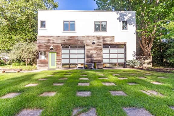 New Listing! Roan & Black Estate