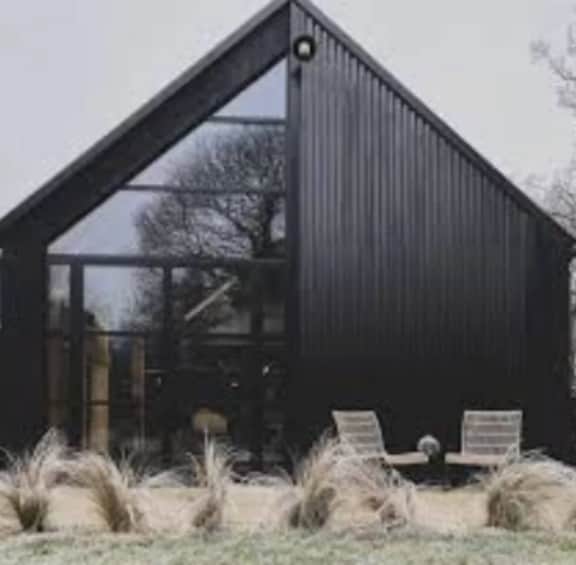 Luxury Private Estate on 5 Acres